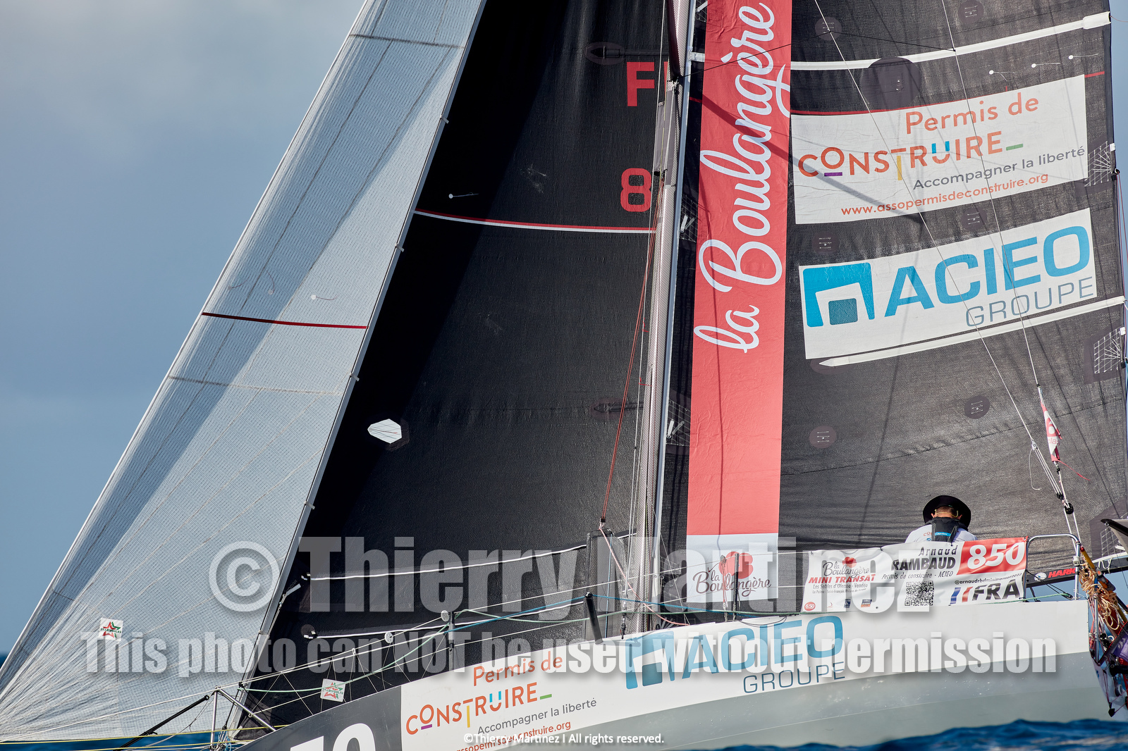 23_22820   © Thierry Martinez. LES SABLES D'OLONNE, 85 - FRANCE 25 septembre 2023.Départ MINI TRANSAT 2023. Départ du Dimanche 24 septembre retardé au Lundi 25 Sept .Les Sables d’Olonne (FRA)    Santa Cruz de la Palma ( Canaries)    St François ( Guadeloupe): 4050 NM.