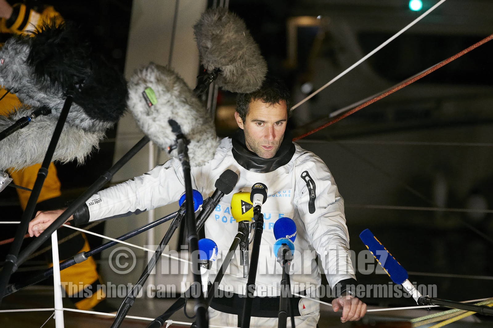 2012 13 VENDEE GLOBE. Armel Le Cleac'h (FRA) BANQUE POPULAIRE 2nd .
