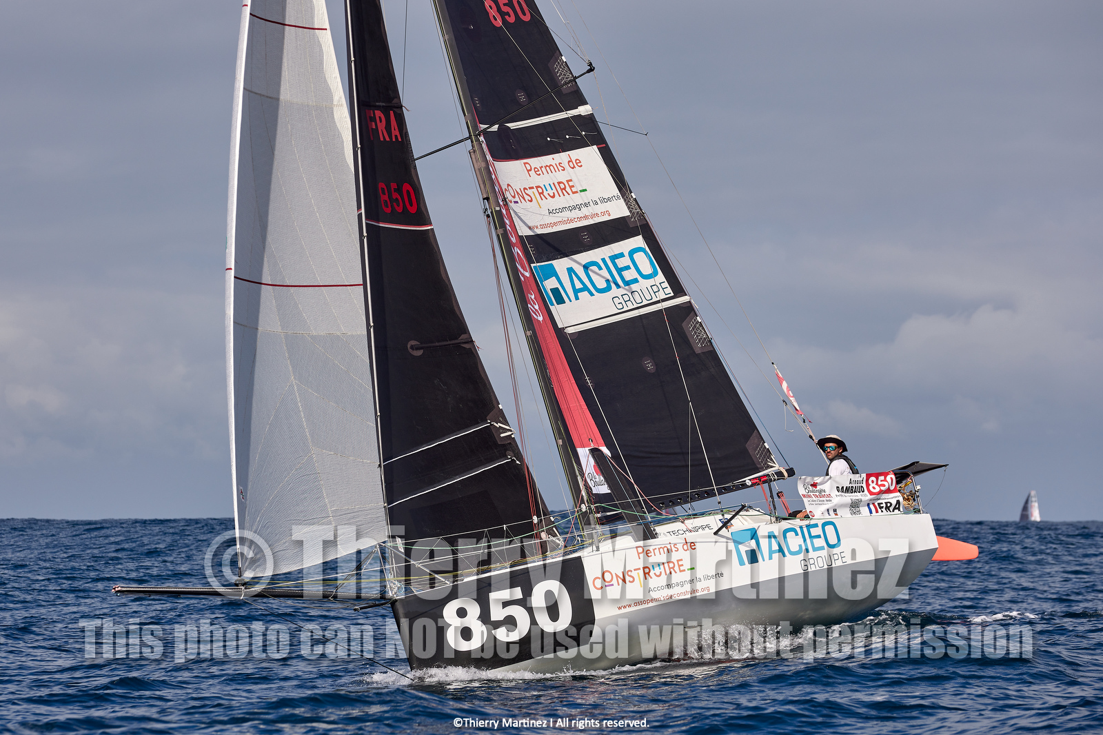 23_22319   © Thierry Martinez. LES SABLES D'OLONNE, 85 - FRANCE 25 septembre 2023.Départ MINI TRANSAT 2023. Départ du Dimanche 24 septembre retardé au Lundi 25 Sept .Les Sables d’Olonne (FRA)    Santa Cruz de la Palma ( Canaries)    St François ( Guadeloupe): 4050 NM.