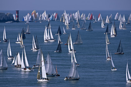 2014 JP Morgan Asset Management Round the Island Race .