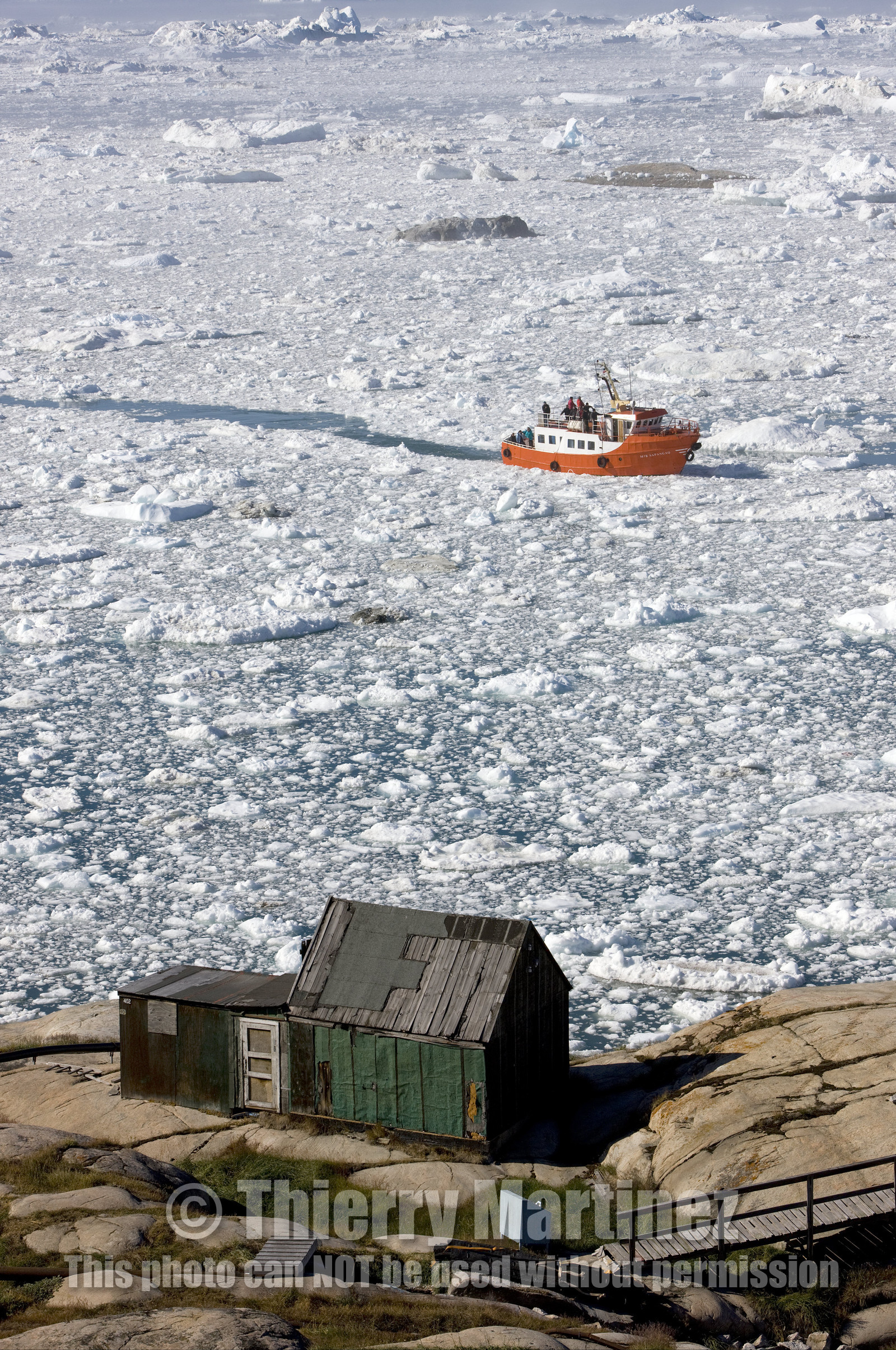 Schooner LA LOUISE sailing on west coast of Greenland.