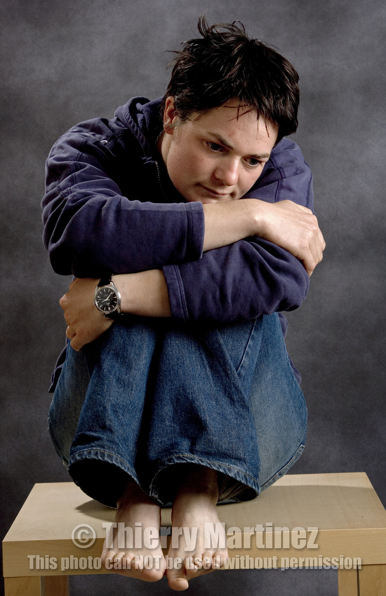 Ellen MacArthur Solo round the world record , finish(FRA)