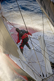 VOLVO OCEAN RACE START - VIGO-SPAIN- 12NOV 2005
