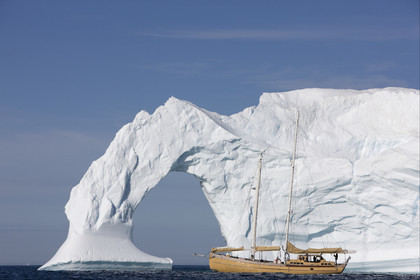 Schooner LA LOUISE sailing on west coast of Greenland.