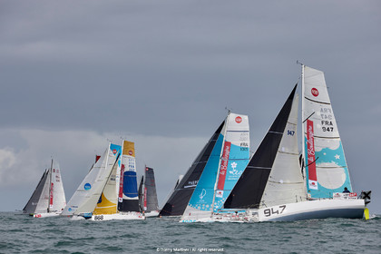 23_21825   © Thierry Martinez. LES SABLES D'OLONNE, 85 - FRANCE 25 septembre 2023.Départ MINI TRANSAT 2023. Départ du Dimanche 24 septembre retardé au Lundi 25 Sept .Les Sables d’Olonne (FRA)    Santa Cruz de la Palma ( Canaries)    St François ( Guadeloupe): 4050 NM.