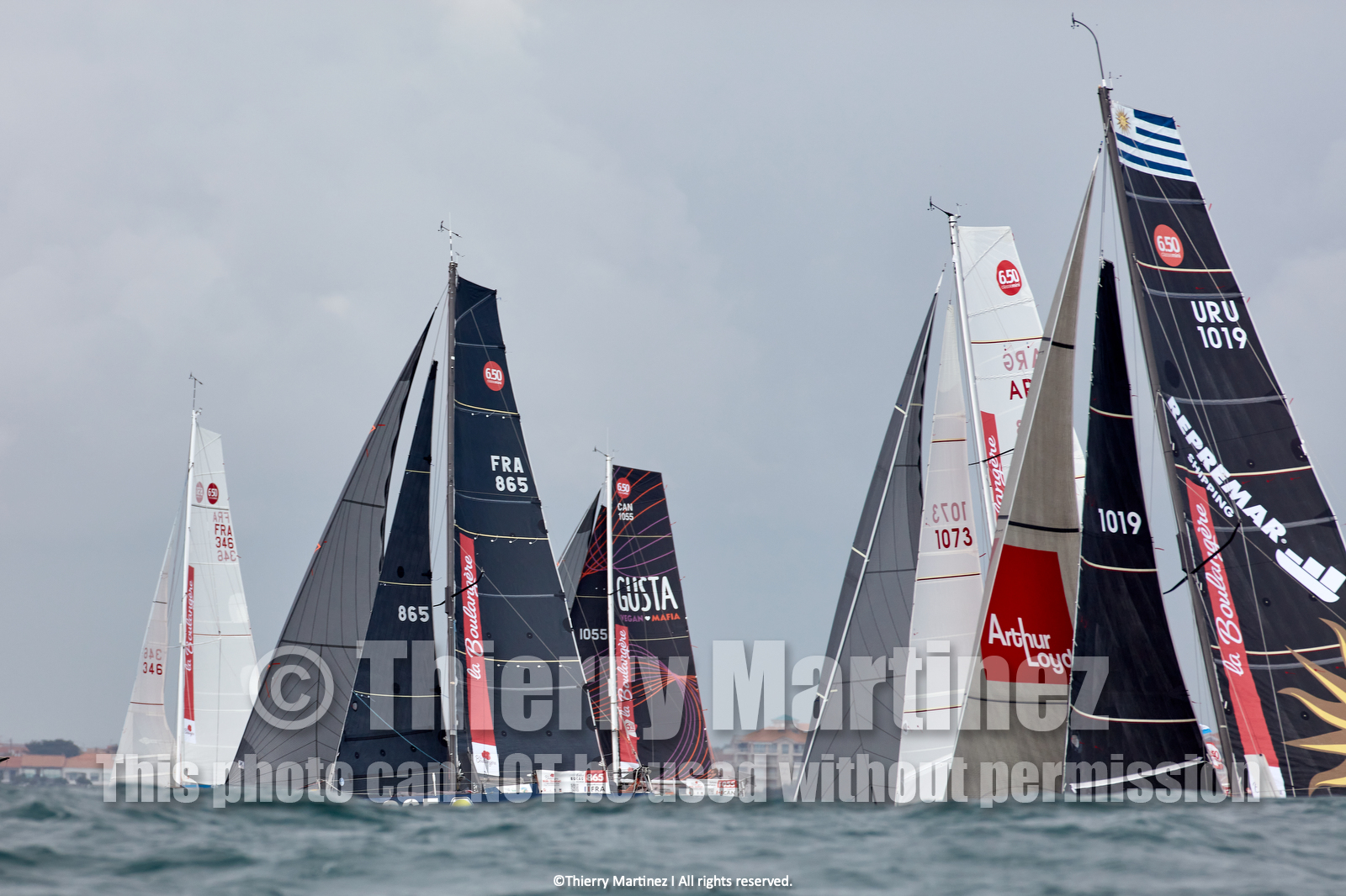 23_22522   © Thierry Martinez. LES SABLES D'OLONNE, 85 - FRANCE 25 septembre 2023.Départ MINI TRANSAT 2023. Départ du Dimanche 24 septembre retardé au Lundi 25 Sept .Les Sables d’Olonne (FRA)    Santa Cruz de la Palma ( Canaries)    St François ( Guadeloupe): 4050 NM.