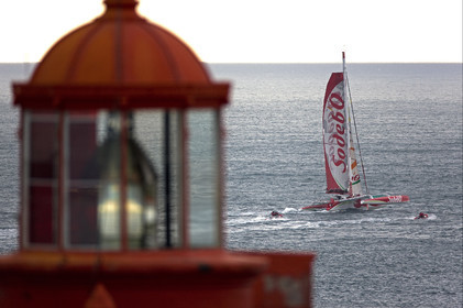Thomas Coville (FRA) maxi trimaran SODEBO Solo round the world record attempt. Start in Brest (FRA)