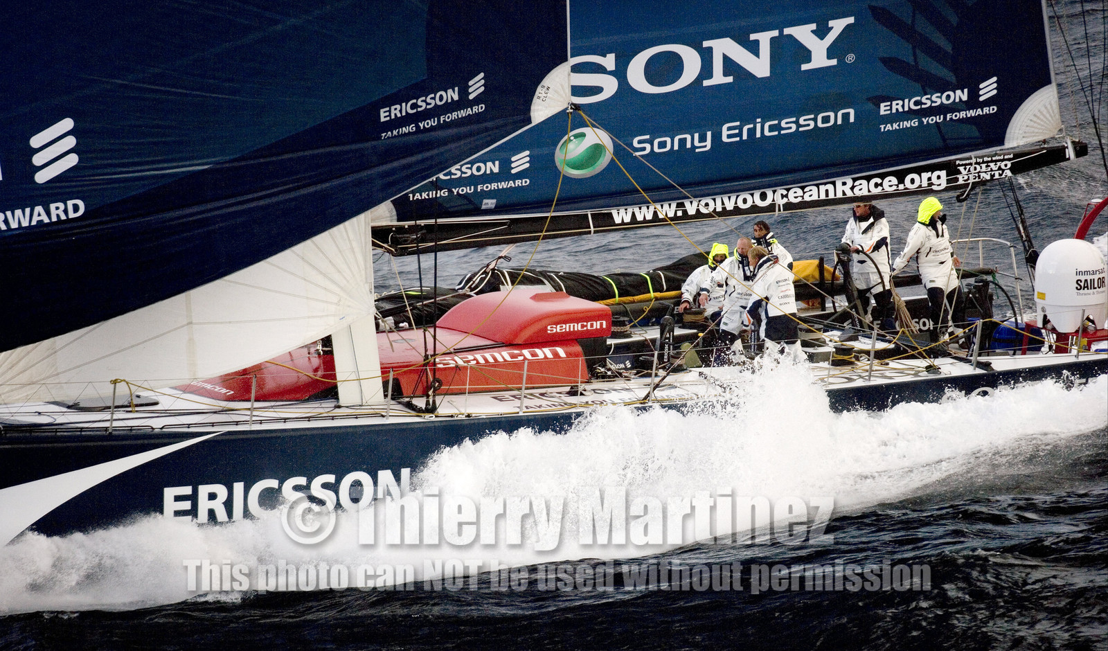 VOLVO OCEAN RACE START - VIGO-SPAIN- 12NOV 2005