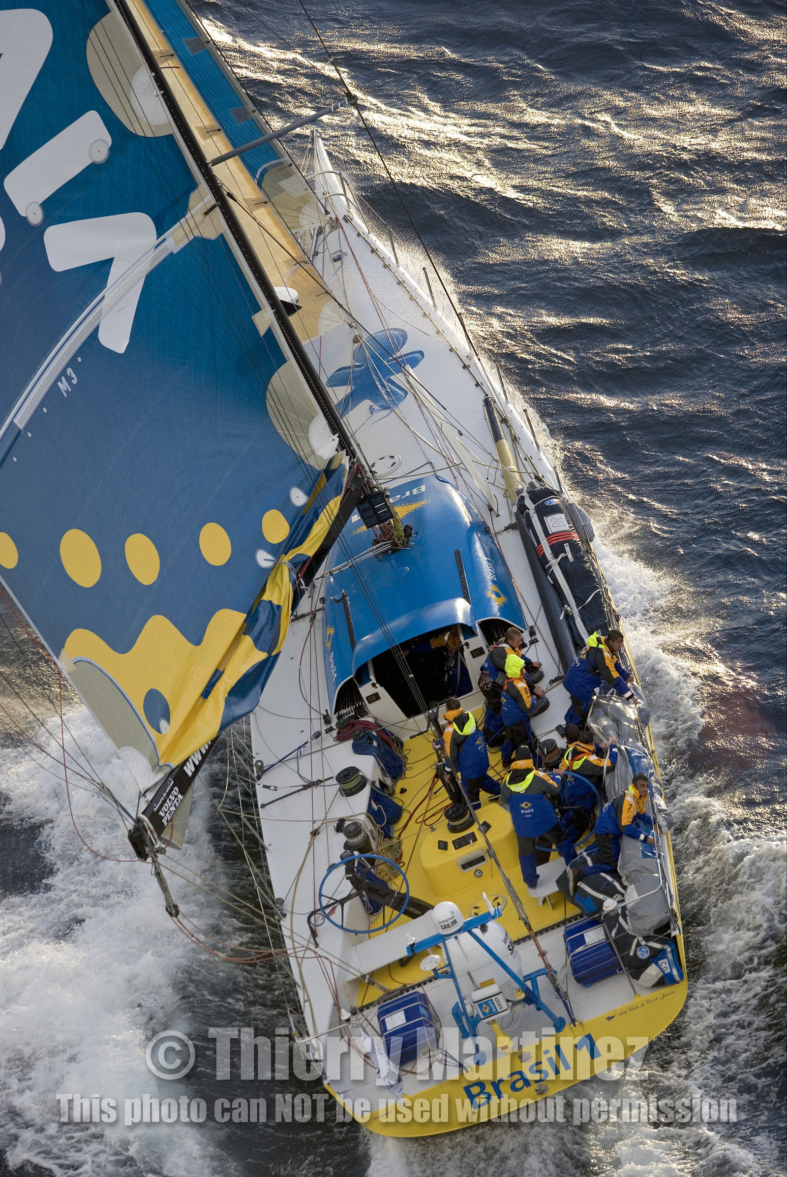 VOLVO OCEAN RACE START - VIGO-SPAIN- 12NOV 2005