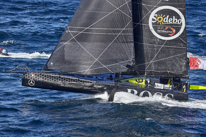 THM-16_81572_VendeeGlobeStart