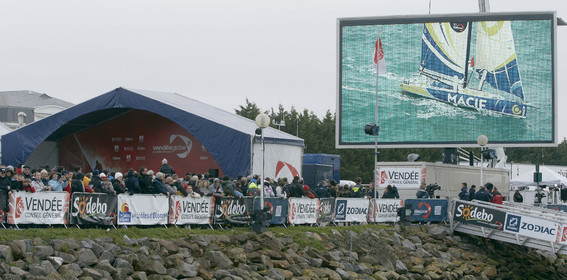 2012 13 VENDEE GLOBE. Winner arrival in Les sables d'Olonne (FRA