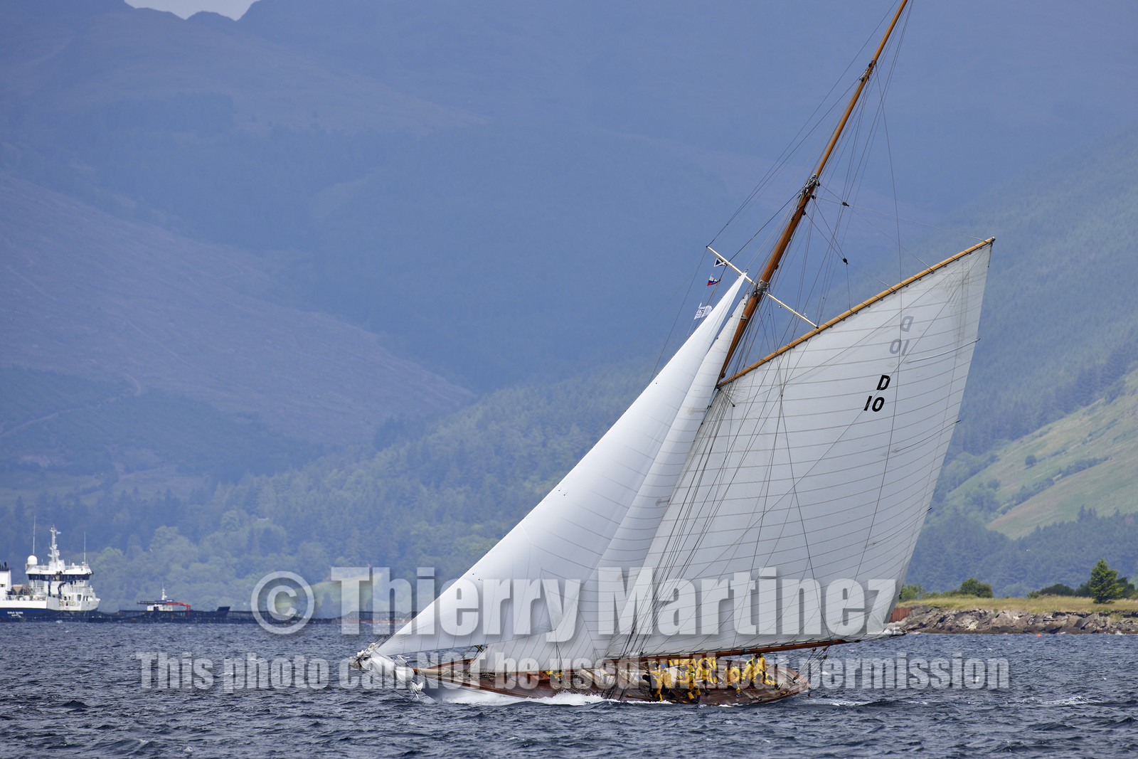 22_17006   © Thierry Martinez.FAIRLIE,SCOTLAND - UK 12th June 20222022 RICHARD MILLE FIFE REGATTA.Day 2 : LARGS to ROTHESAY