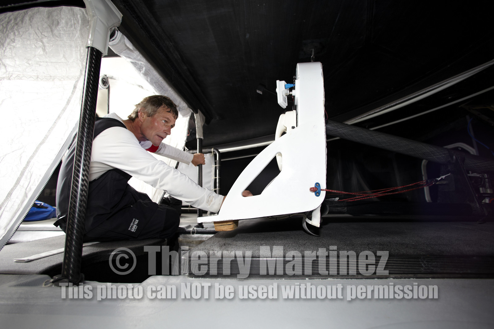 12_19729 CHEMINEES POUJOULAT ( IMOCA 60') , Skipper Bernard Stamm (SUI)