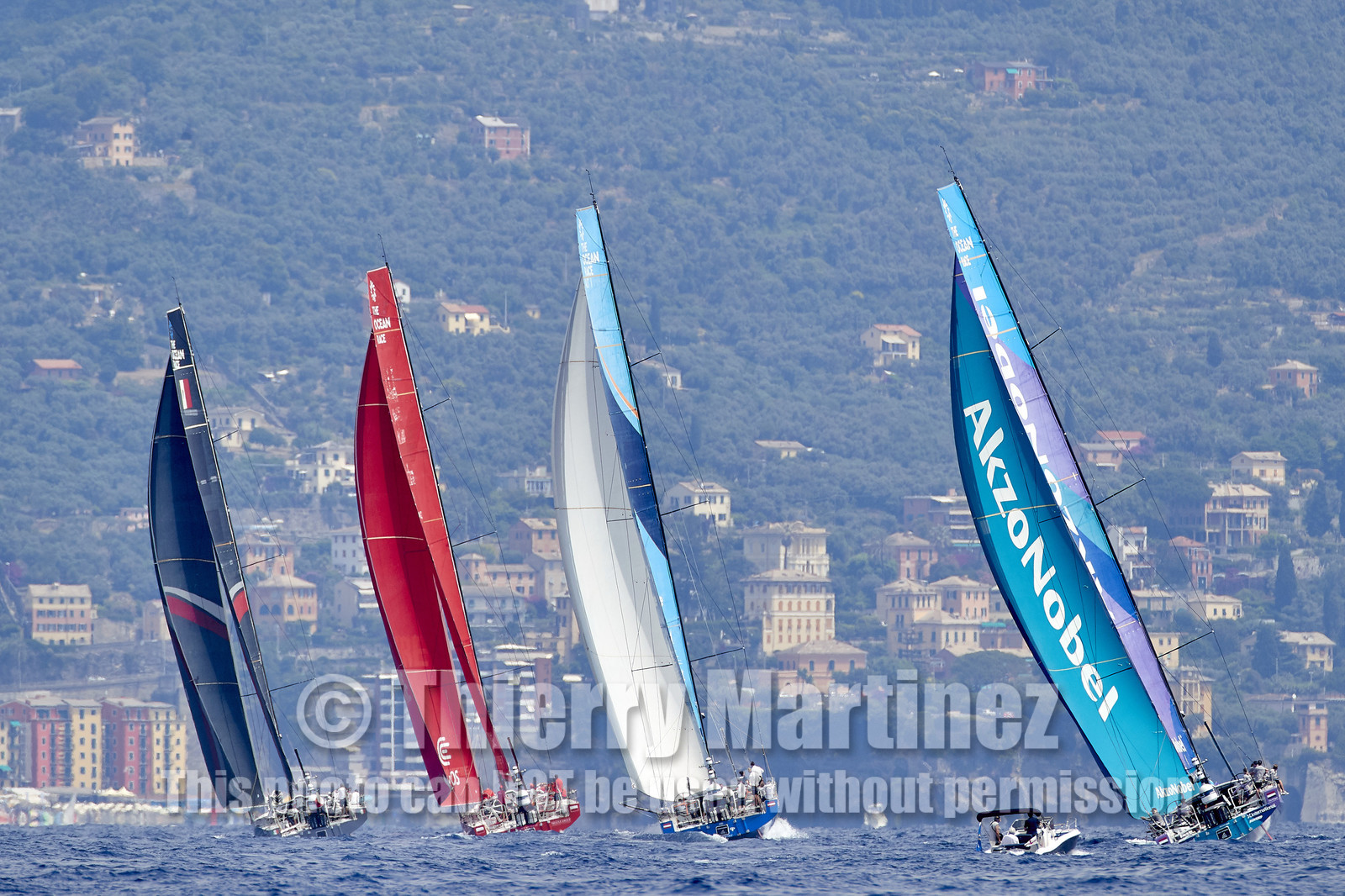 THM-21_15790_THE OCEAN RACE COASTAL RACE GENOVA