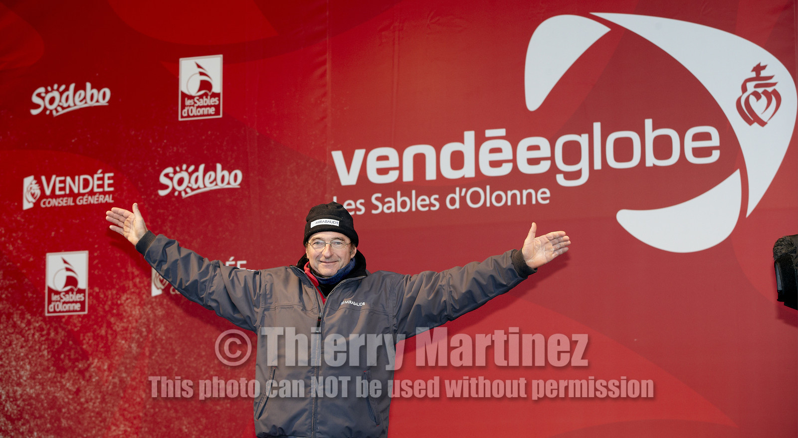 13_02650  2012 13 VENDEE GLOBE. Arrival in Les sables d'Olonne (