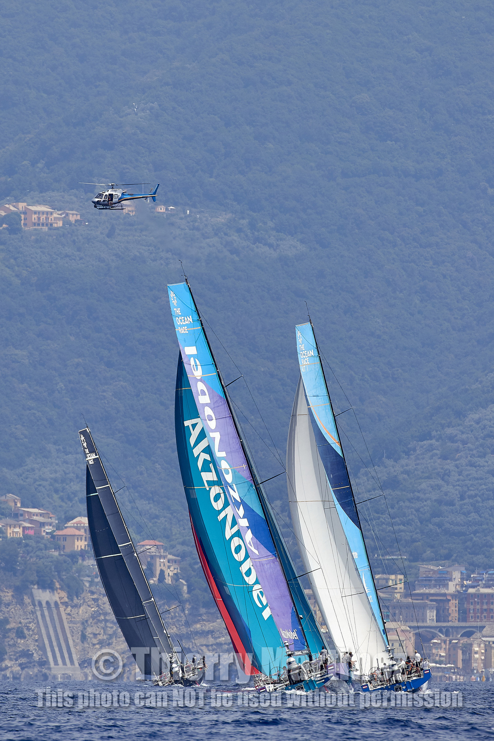 THM-21_15780_THE OCEAN RACE COASTAL RACE GENOVA