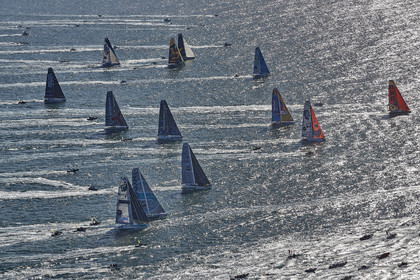 THM-16_82083_VendeeGlobeStart