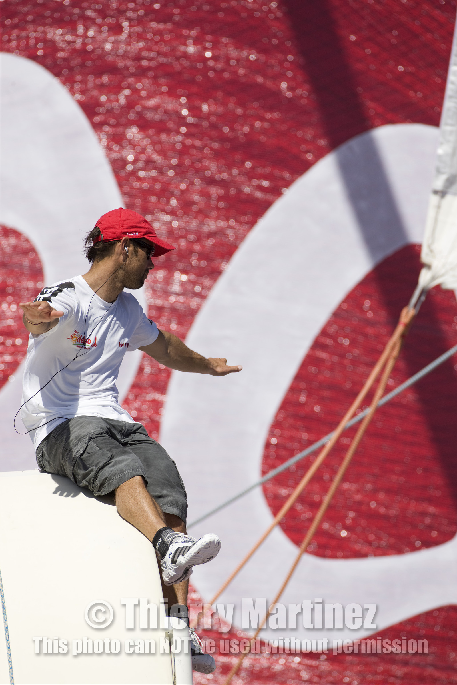 2010 ROUTE DU RHUM - LA BANQUE POSTALE . SOLO SAILING TRANSATLANTIC : ST MALO (FRA)   POINTE A PITRE-GUADELOUPE (FRENCH WEST INDIES). FINISH.