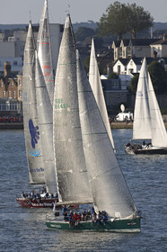 2014 JP Morgan Asset Management Round the Island Race .