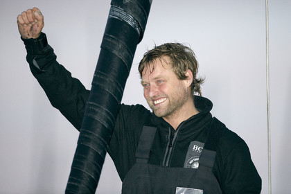 13_01580  2012 13 VENDEE GLOBE. Arrival in Les sables d'Olonne (