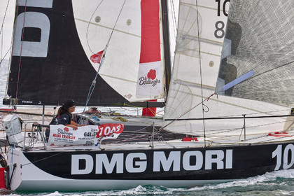 23_22084   © Thierry Martinez. LES SABLES D'OLONNE, 85 - FRANCE 25 septembre 2023.Départ MINI TRANSAT 2023. Départ du Dimanche 24 septembre retardé au Lundi 25 Sept .Les Sables d’Olonne (FRA)    Santa Cruz de la Palma ( Canaries)    St François ( Guadeloupe): 4050 NM.