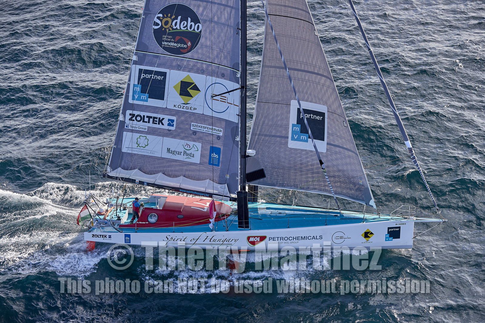 THM-16_82436_VendeeGlobeStart