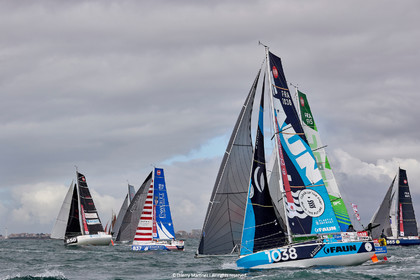 23_21871   © Thierry Martinez. LES SABLES D'OLONNE, 85 - FRANCE 25 septembre 2023.Départ MINI TRANSAT 2023. Départ du Dimanche 24 septembre retardé au Lundi 25 Sept .Les Sables d’Olonne (FRA)    Santa Cruz de la Palma ( Canaries)    St François ( Guadeloupe): 4050 NM.