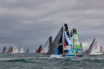 23_21861   © Thierry Martinez. LES SABLES D'OLONNE, 85 - FRANCE 25 septembre 2023.Départ MINI TRANSAT 2023. Départ du Dimanche 24 septembre retardé au Lundi 25 Sept .Les Sables d’Olonne (FRA)    Santa Cruz de la Palma ( Canaries)    St François ( Guadeloupe): 4050 NM.
