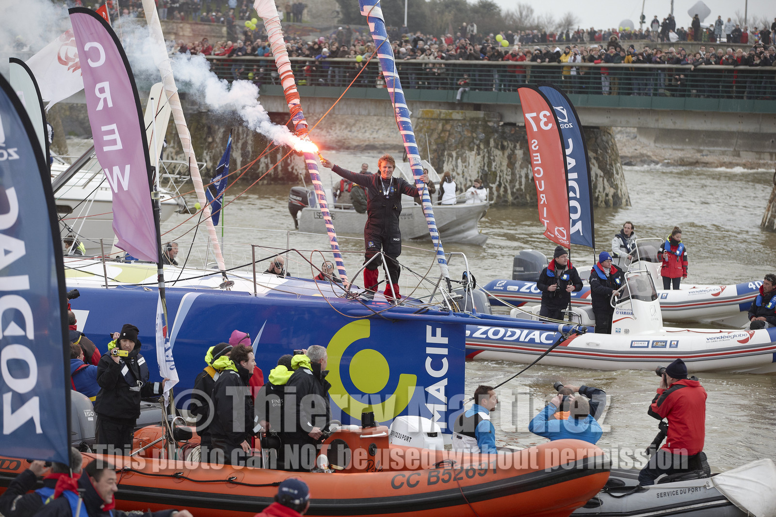 2012 13 VENDEE GLOBE. Winner arrival in Les sables d'Olonne (FRA