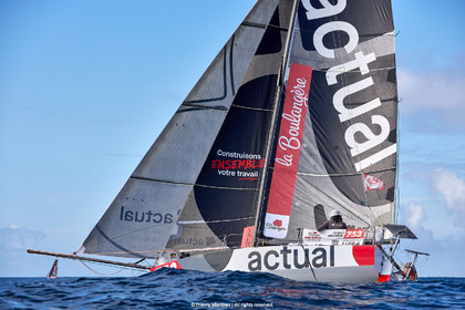 23_22208   © Thierry Martinez. LES SABLES D'OLONNE, 85 - FRANCE 25 septembre 2023.Départ MINI TRANSAT 2023. Départ du Dimanche 24 septembre retardé au Lundi 25 Sept .Les Sables d’Olonne (FRA)    Santa Cruz de la Palma ( Canaries)    St François ( Guadeloupe): 4050 NM.