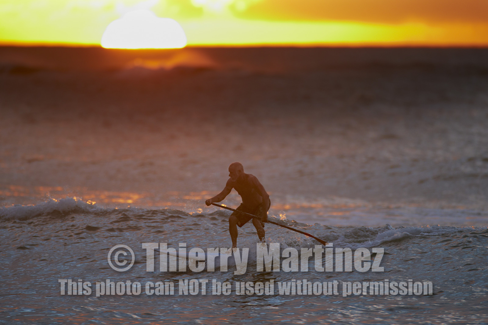 SURF AT SUNSET BEACH (North Shore - Oahu Island - Hawaii-USA)