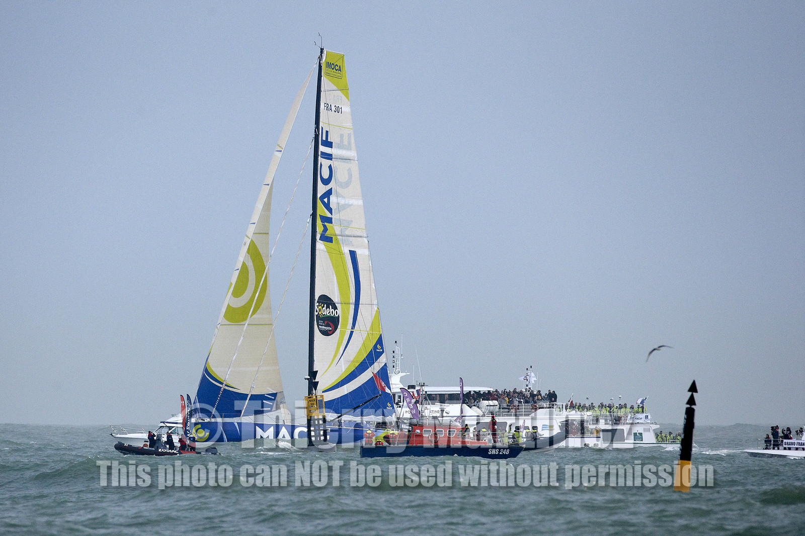 2012 13 VENDEE GLOBE. Winner arrival in Les sables d'Olonne (FRA