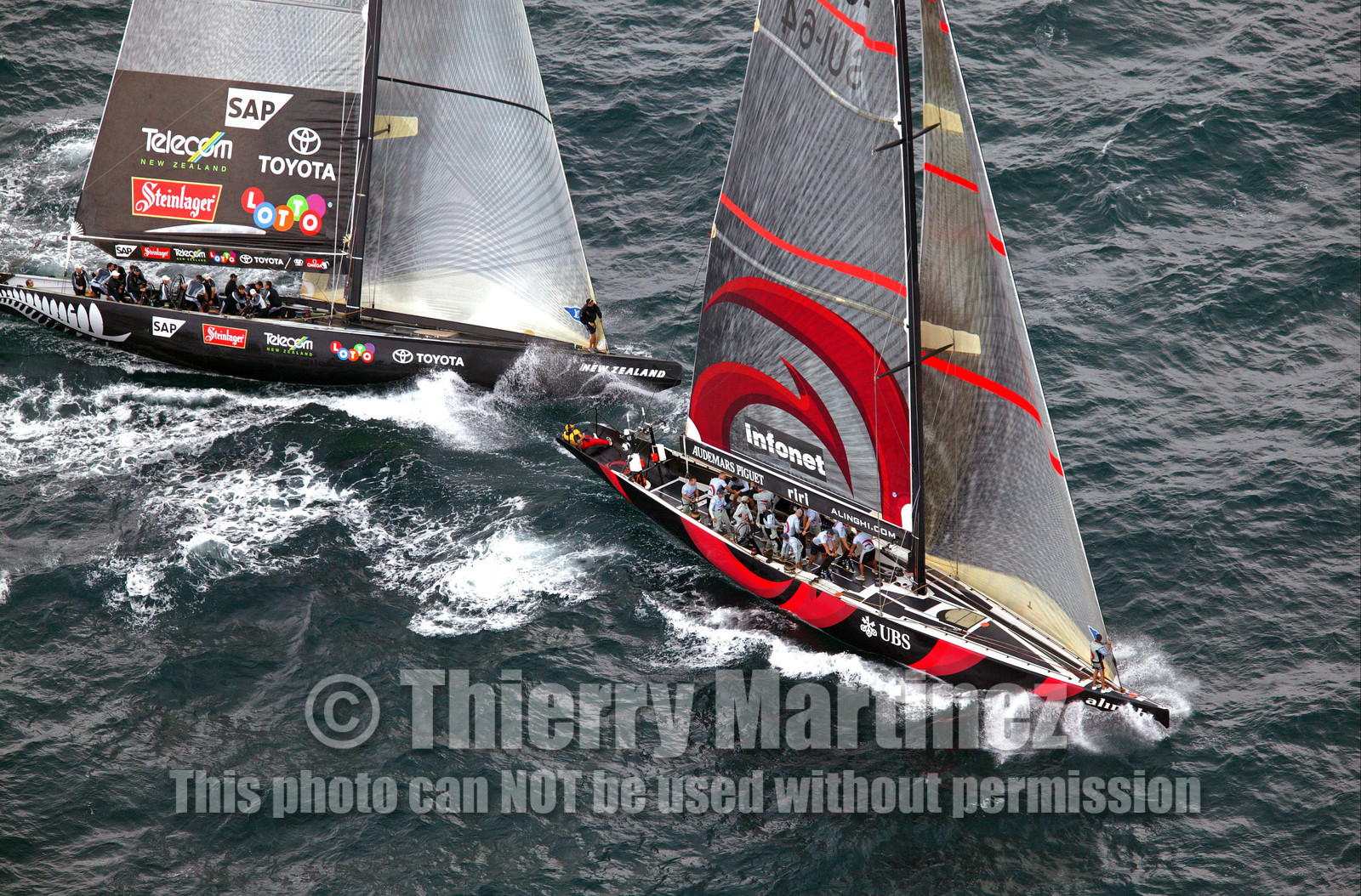 03_0973D © Th.Martinez . Auckland   New Zealand. 18th February 2003 America's Cup 2003, Day 3 Alinghi(SUI64) vs Team New Zealand(NZL82) .Start