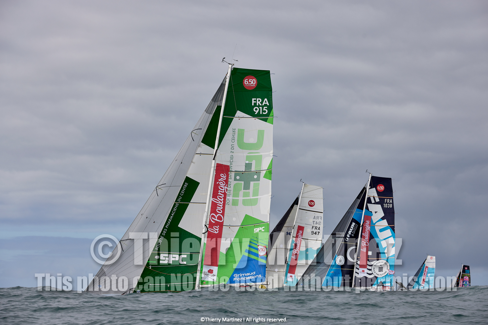 23_21996   © Thierry Martinez. LES SABLES D'OLONNE, 85 - FRANCE 25 septembre 2023.Départ MINI TRANSAT 2023. Départ du Dimanche 24 septembre retardé au Lundi 25 Sept .Les Sables d’Olonne (FRA)    Santa Cruz de la Palma ( Canaries)    St François ( Guadeloupe): 4050 NM.