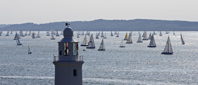 2014 JP Morgan Asset Management Round the Island Race .