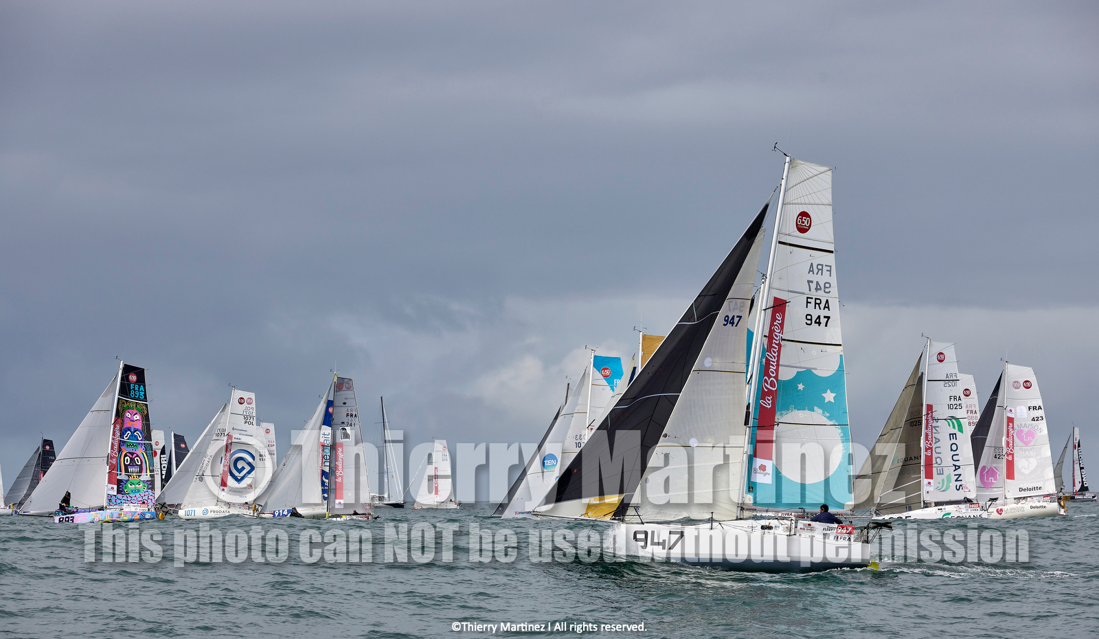 23_21833   © Thierry Martinez. LES SABLES D'OLONNE, 85 - FRANCE 25 septembre 2023.Départ MINI TRANSAT 2023. Départ du Dimanche 24 septembre retardé au Lundi 25 Sept .Les Sables d’Olonne (FRA)    Santa Cruz de la Palma ( Canaries)    St François ( Guadeloupe): 4050 NM.