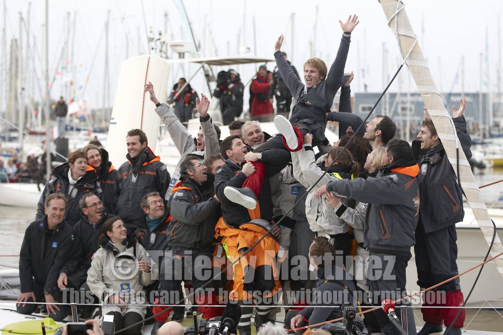 2012 13 VENDEE GLOBE. Winner arrival in Les sables d'Olonne (FRA
