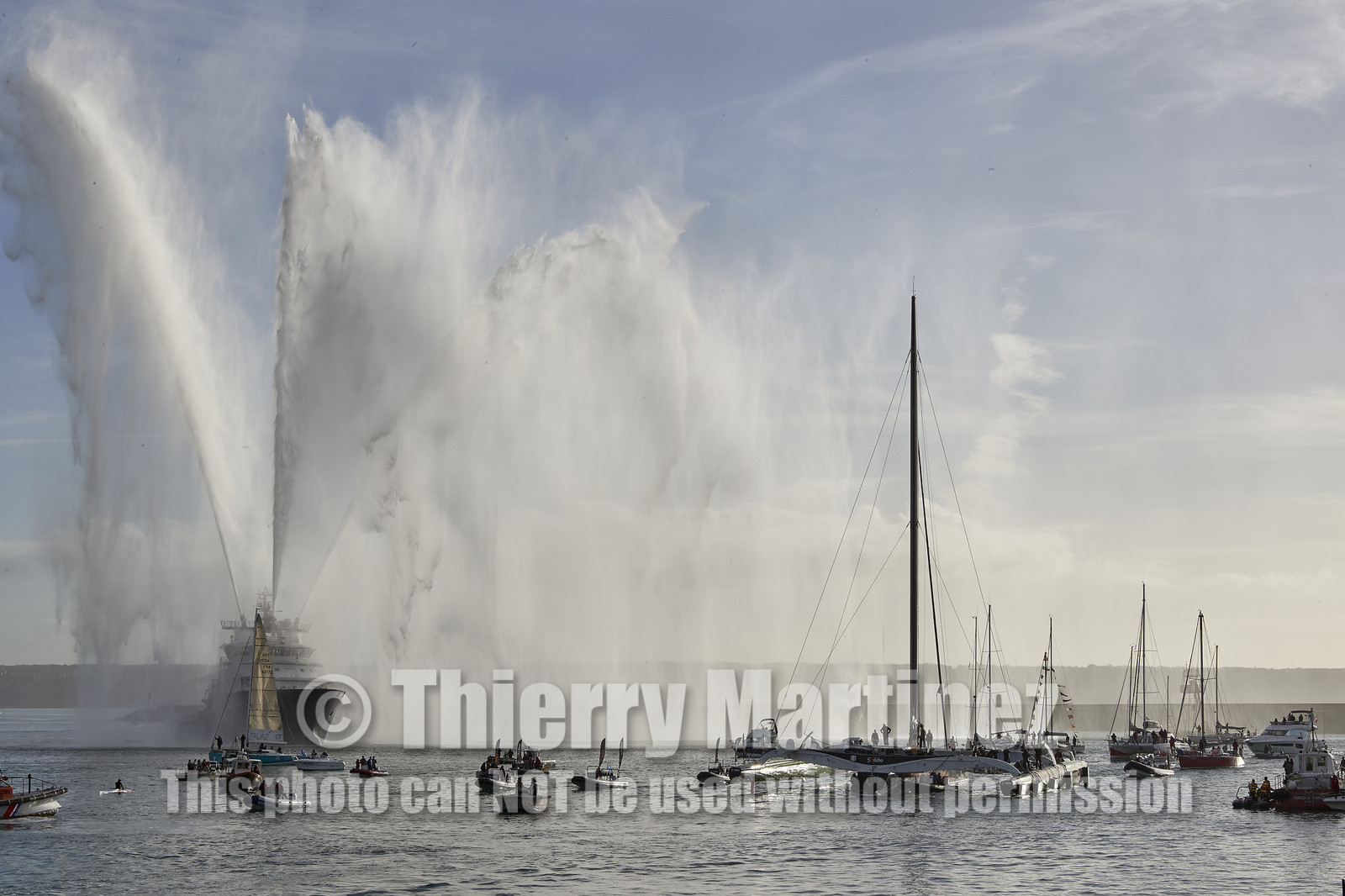 Single-handed sailing round the world record .