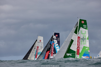 23_21986   © Thierry Martinez. LES SABLES D'OLONNE, 85 - FRANCE 25 septembre 2023.Départ MINI TRANSAT 2023. Départ du Dimanche 24 septembre retardé au Lundi 25 Sept .Les Sables d’Olonne (FRA)    Santa Cruz de la Palma ( Canaries)    St François ( Guadeloupe): 4050 NM.