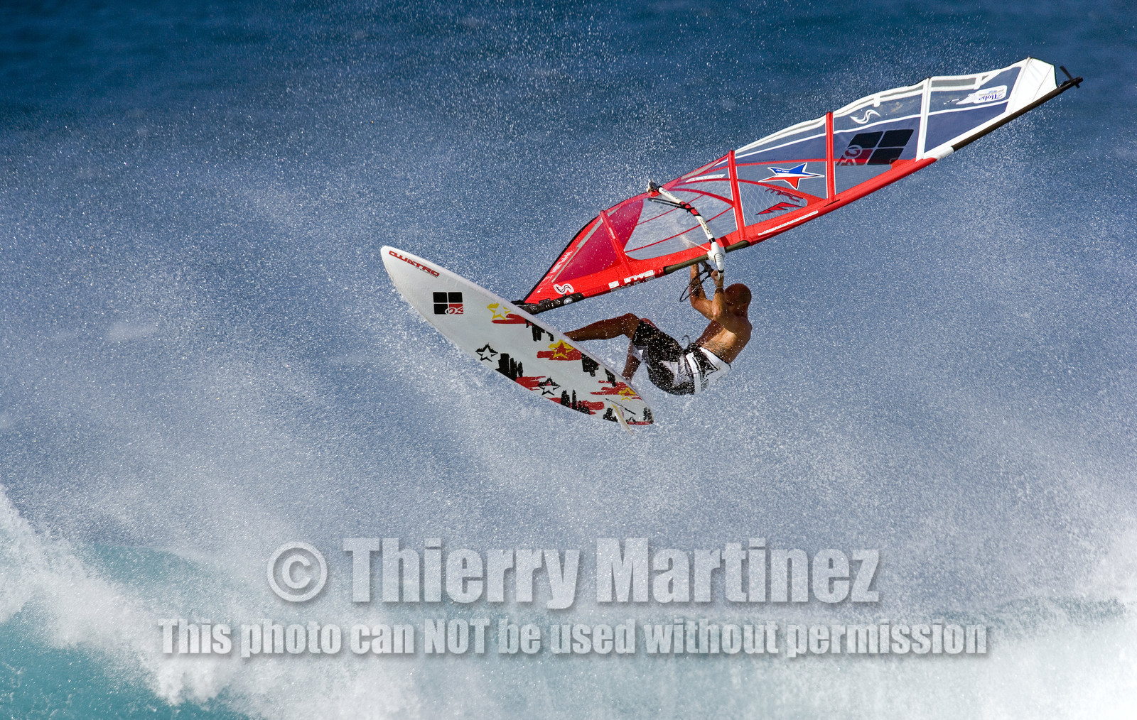 Ho'okipa beach HAWAII - USA . Jan 2007.