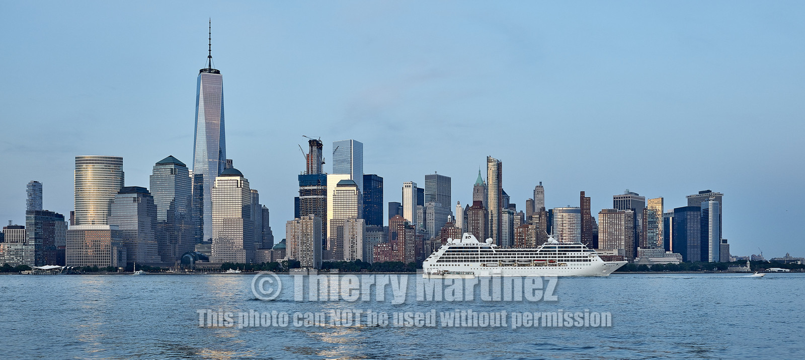 16_16980-NY at sunset