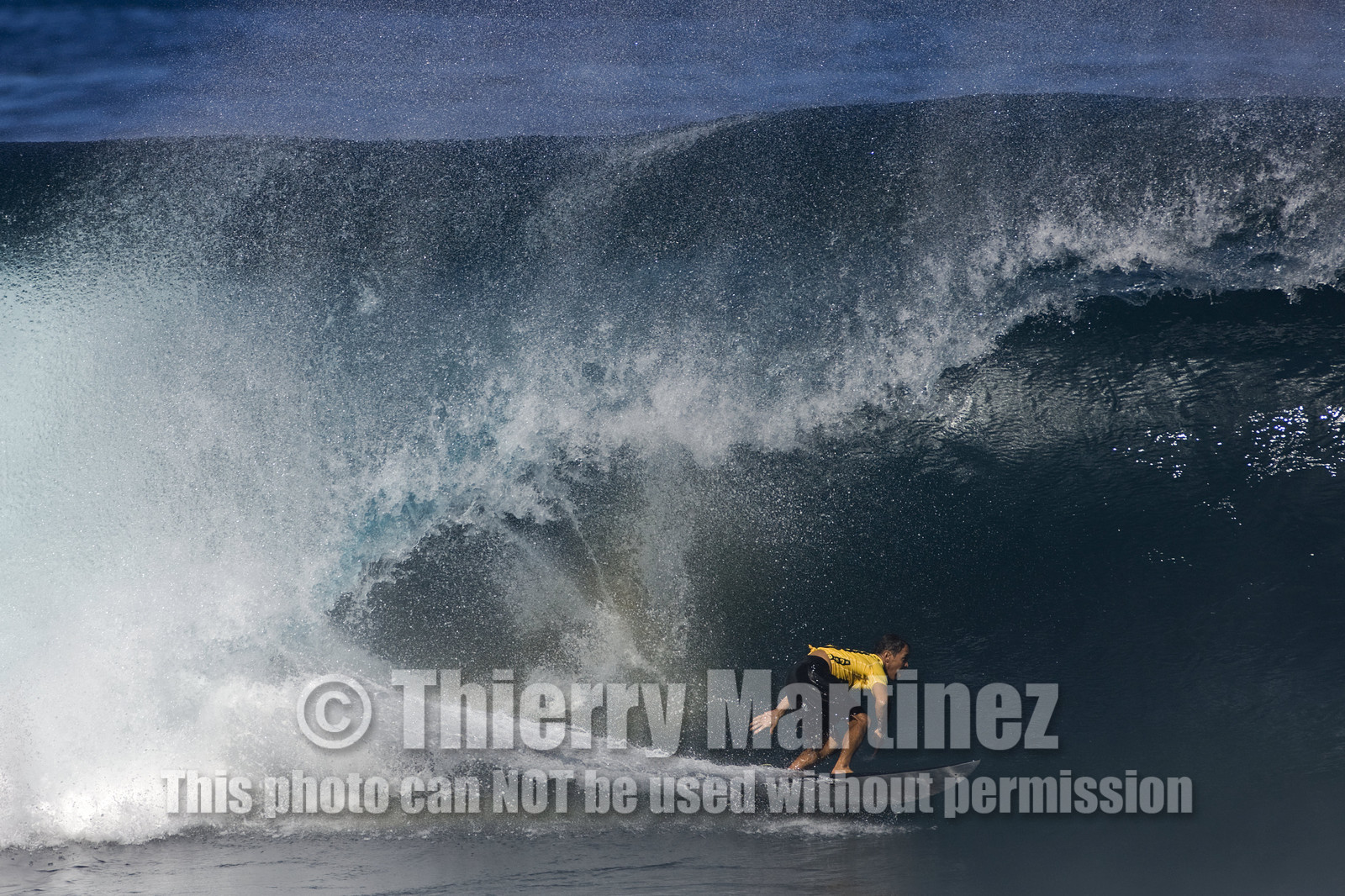 2011 VOLCOM PIPE PRO  ( Surf contest) at Banzai Pipeline Beach, North Shore - Oahu - Hawaii.