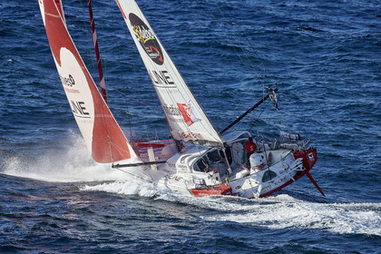 THM-16_80159_VendeeGlobeStart